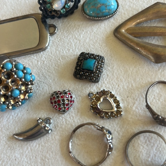Old Vintage Jewelry; lot of 16 Items. - Picture 4 of 13